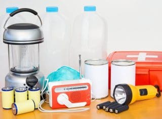 emergency preparedness earthquake kit